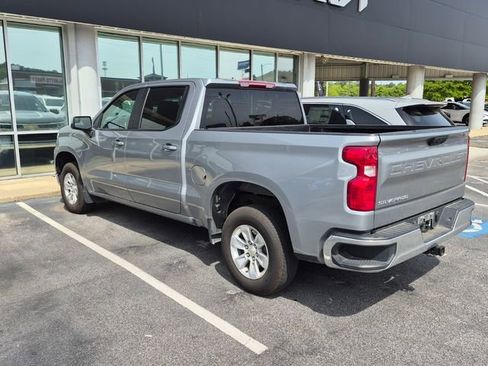 Used 2025 Chevrolet Silverado 1500 LT image 2