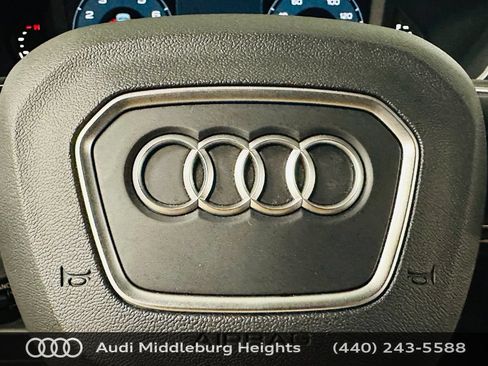 Certified 2023 Audi Q3 2.0T Premium Plus w/ Premium Plus Package AWD/4WD image 19