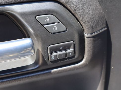 Used 2019 GMC Sierra 1500 Denali w/ Denali Ultimate Package AWD/4WD image 21