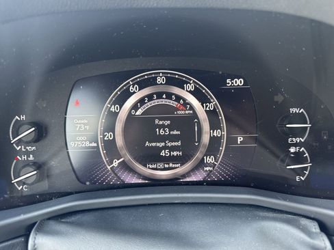 Used 2023 Lexus LX 600 4WD w/ Appearance Package image 13