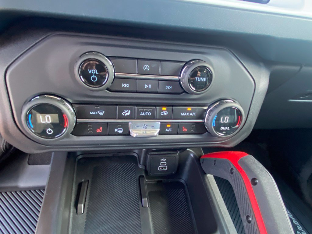 New 2026 Ford Bronco Heritage Edition AWD/4WD image 17