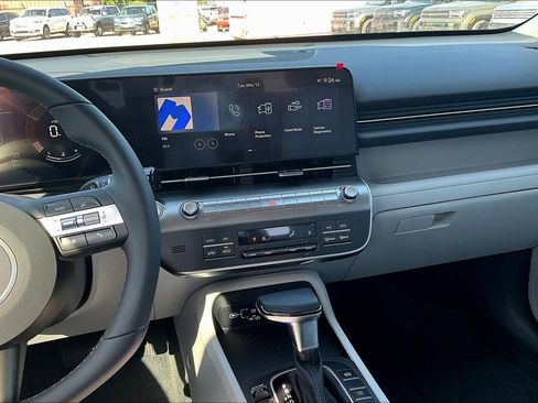 Used 2025 Hyundai Kona SEL image 15