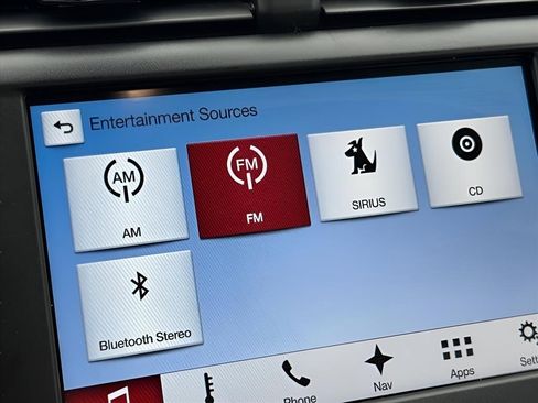 Used 2017 Ford Fusion SE w/ Fusion SE Technology Package FWD image 17