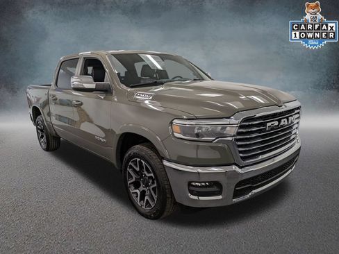 Used 2026 RAM 1500 Laramie AWD/4WD image 3