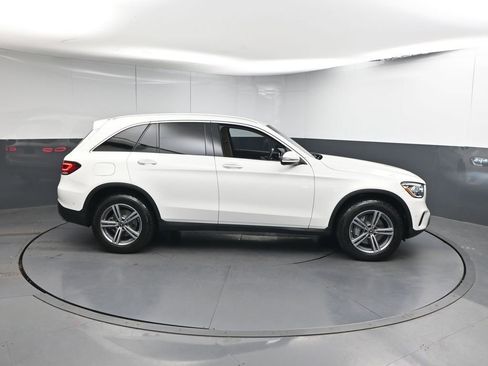 Used 2021 Mercedes-Benz GLC 300 image 25