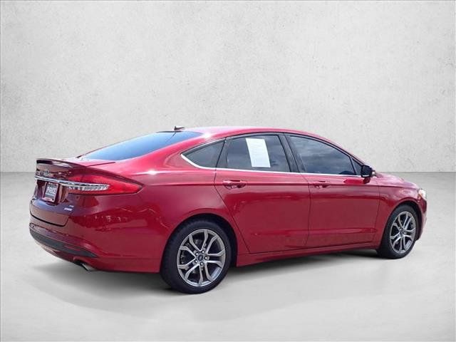Used 2017 Ford Fusion SE w/ Equipment Group 201A FWD image 4