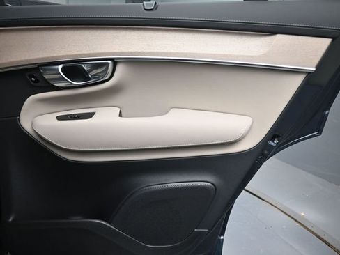 New 2026 Volvo XC90 T8 Ultra w/ Protection Package Premier image 29