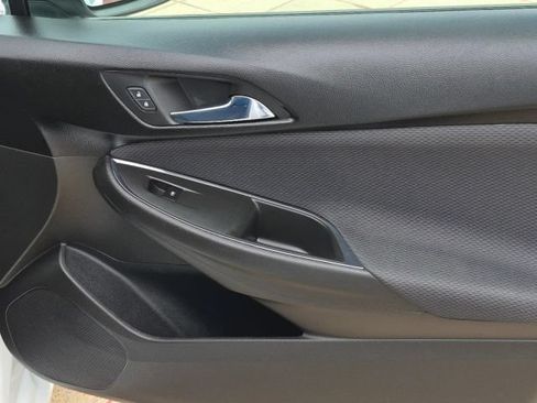 Used 2019 Chevrolet Cruze Sedan FWD image 16