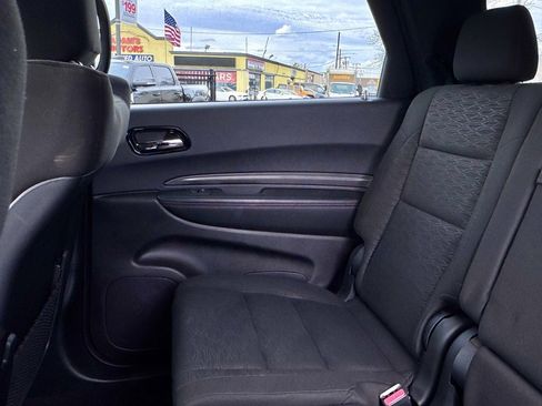 Certified 2025 Dodge Durango GT image 16