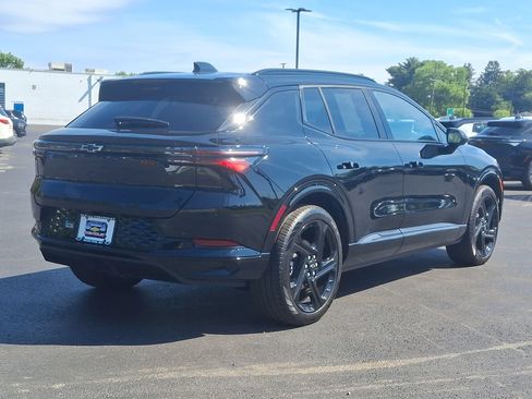 New 2026 Chevrolet Equinox EV RS FWD image 12