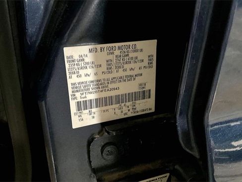 Used 2015 Ford F250 Lariat w/ Lariat Interior Package image 32