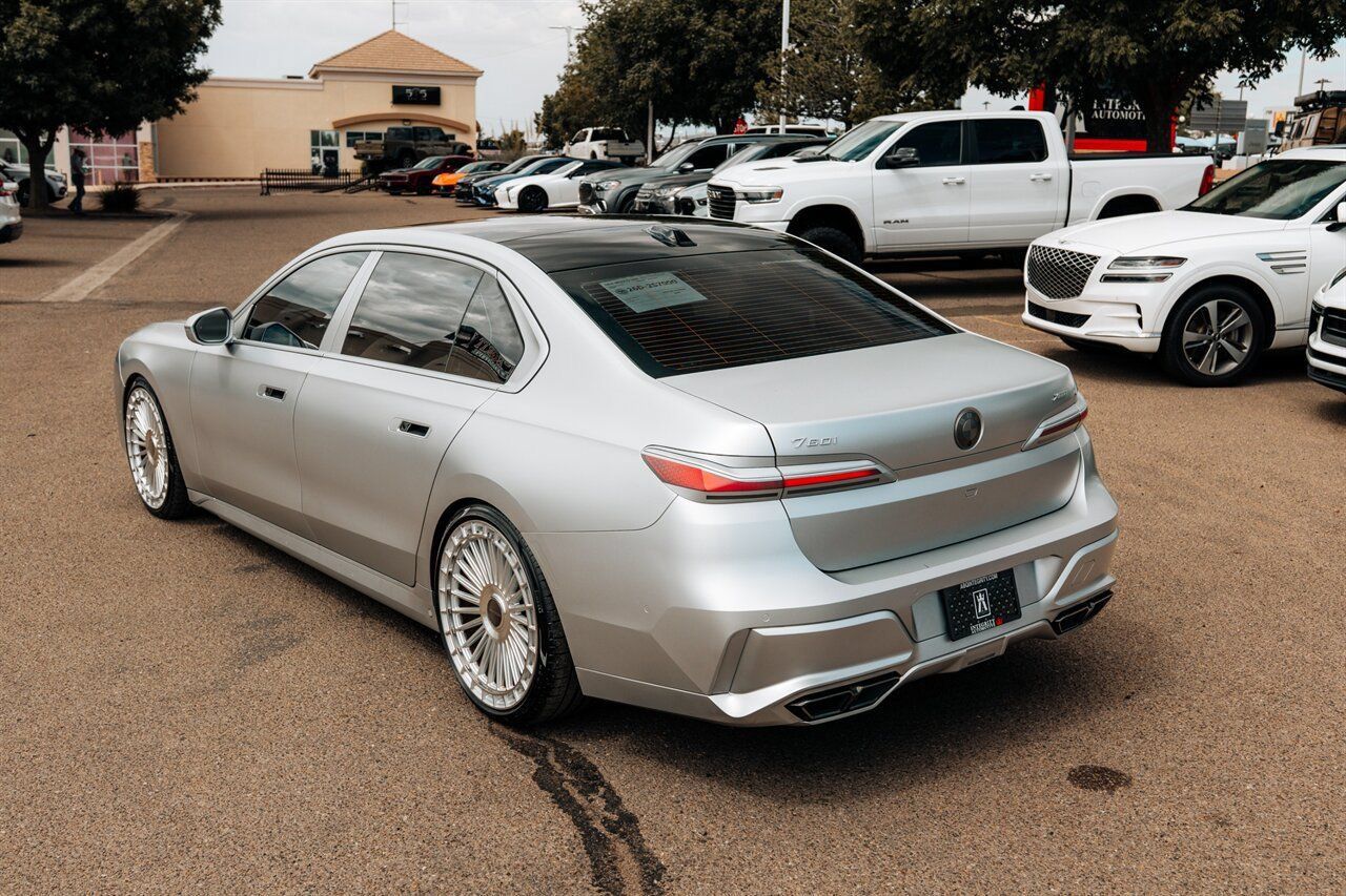 Used 2025 BMW 760i xDrive AWD/4WD image 18