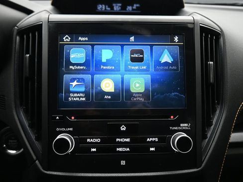 Used 2022 Subaru Crosstrek 2.5i Sport w/ Moonroof Package image 19