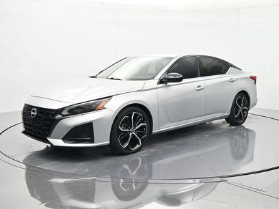 Used 2024 Nissan Altima 2.5 SR