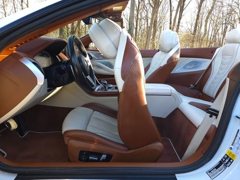 Used 2023 BMW M850i xDrive Convertible image 22