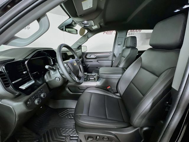 Used 2026 Chevrolet Silverado 1500 LTZ AWD/4WD image 10