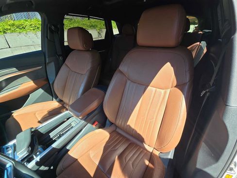 Used 2019 Audi e-tron Prestige AWD/4WD image 22
