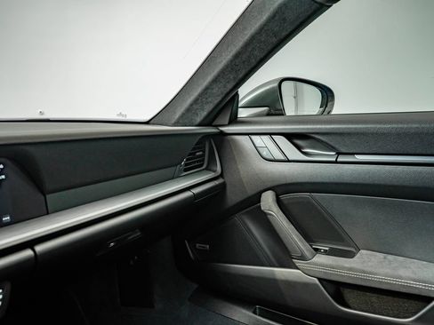 Certified 2022 Porsche 911 GT3 RWD image 48