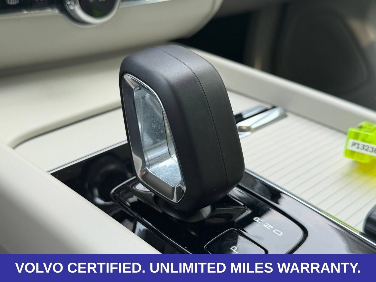 Certified 2024 Volvo XC60 B5 Core w/ Protection Package Premier AWD/4WD image 22