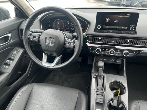 Used 2024 Honda Civic EX-L image 16