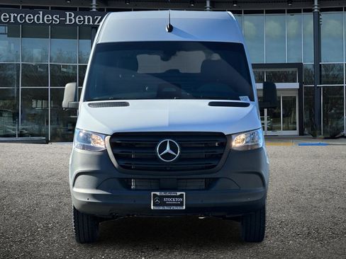 New 2026 Mercedes-Benz Sprinter 3500 image 9
