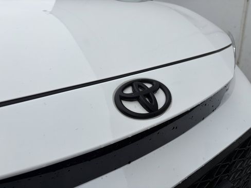 Used 2024 Toyota Corolla SE FWD image 36