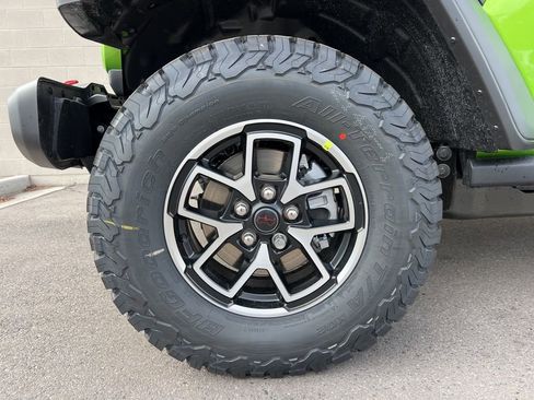 New 2026 Jeep Wrangler Rubicon image 25