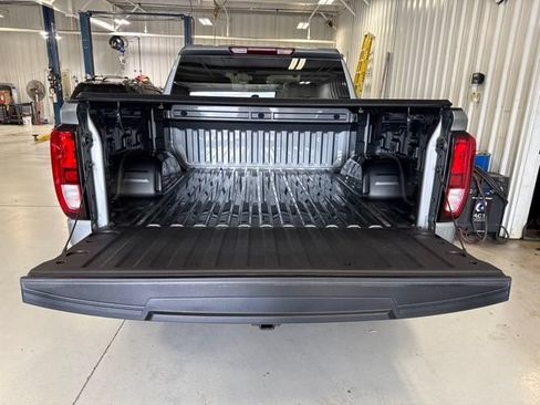 Used 2025 GMC Sierra 1500 Elevation AWD/4WD image 10