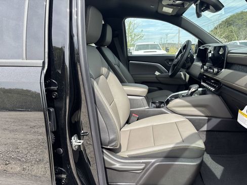 New 2026 Chevrolet Colorado ZR2 w/ Technology Package AWD/4WD image 26