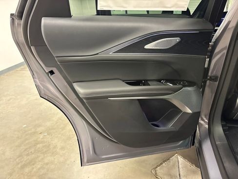 New 2026 Cadillac Lyriq Premium Luxury image 37