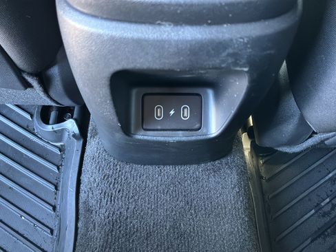 Certified 2025 Hyundai Elantra SE FWD image 15