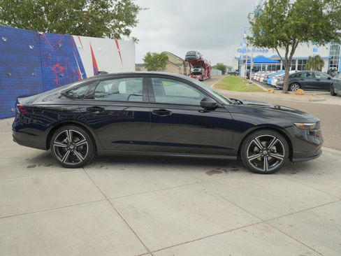 New 2026 Honda Accord SE image 4
