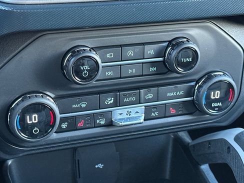 Used 2023 Ford Bronco Outer Banks image 28