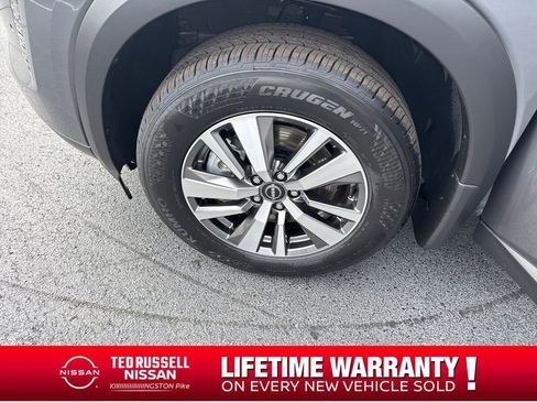 New 2026 Nissan Pathfinder SL image 27