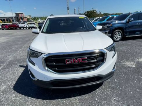 Used 2021 GMC Terrain SLE w/ Driver Convenience Package AWD/4WD image 4