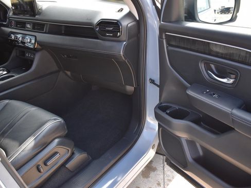 Used 2023 Honda Pilot Elite image 15
