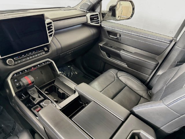 Used 2025 Toyota Tundra Platinum AWD/4WD image 24