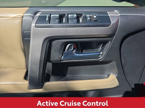 Used 2020 Toyota 4Runner SR5 RWD image 20