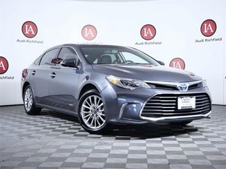 Used 2016 Toyota Avalon Limited image 1