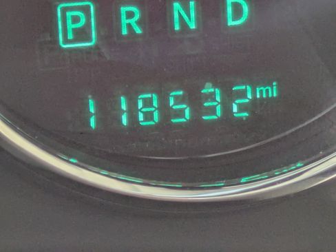 Used 2016 Jeep Wrangler Unlimited Sahara w/ Connectivity Group image 19