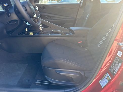 New 2026 Hyundai Elantra Sport image 9