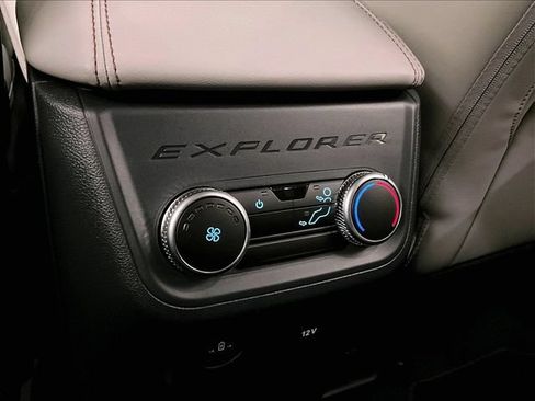 New 2026 Ford Explorer Active w/ Active Comfort Package AWD/4WD image 33