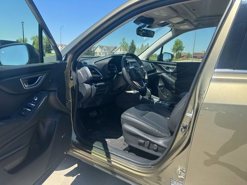 Used 2023 Subaru Forester Touring AWD/4WD image 11