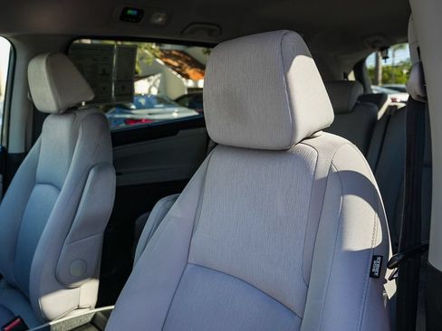 Used 2020 Honda Odyssey EX image 23