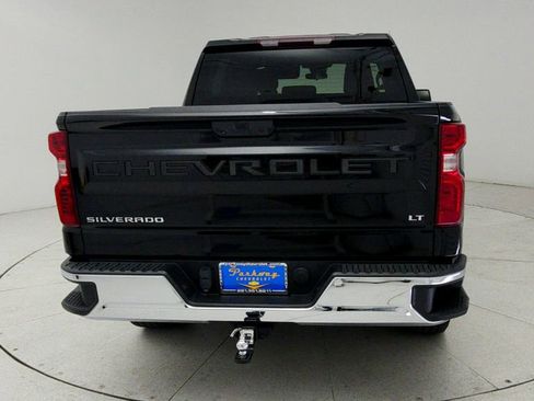 Used 2022 Chevrolet Silverado 1500 LT RWD image 7