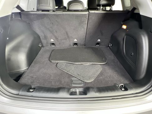 Used 2022 Jeep Compass Trailhawk w/ Sun and Sound Group image 24