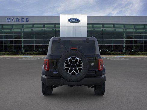 New 2025 Ford Bronco Outer Banks image 5