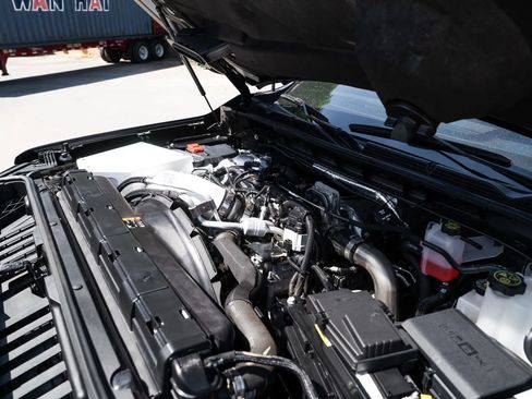 Used 2024 GMC Sierra 3500 Denali Ultimate AWD/4WD image 20