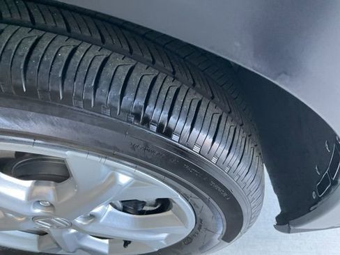 Certified 2025 Honda HR-V LX image 29