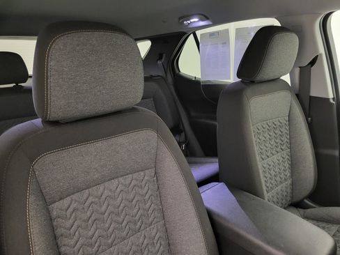 Certified 2024 Chevrolet Equinox LT image 34